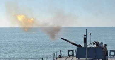 Stire din Eveniment : Antrenament cu rachete în apele Mării Negre