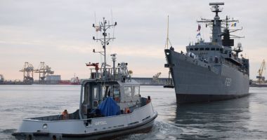 Distrugătorul Duncan a părăsit portul Constanța - 3