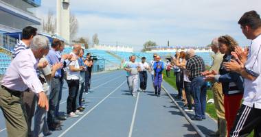 Antrenorul emerit Ioan Veliciu, sărbătorit cu fast pe pista de atletism - 6