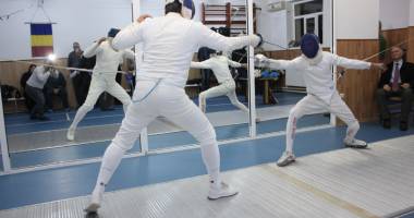 Antrenorul Horia Gheorghe a lăsat spada de-o parte și a trecut la birou - 3