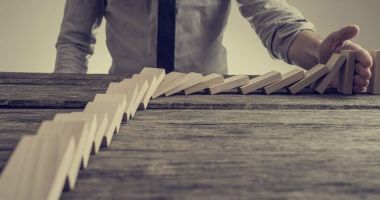 Stire din Economie : Antreprenorii se tem că încă un val al pandemiei le-ar bloca activitatea