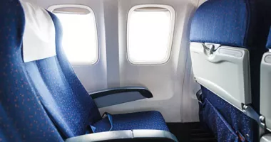 Stire din Actualitate : Companiile aeriene europene încep să anuleze zboruri din cauza crizei de combustibil