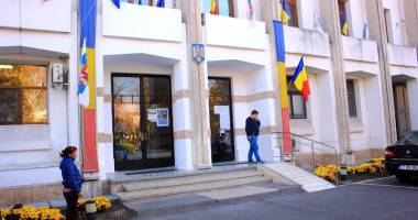 Stire din Politică-Administrație : Anunț important pentru cei care primesc ajutor de încălzire