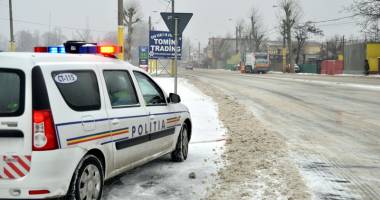 Stire din Eveniment : Cum ne alegem anvelopele de iarnă. Amenzile pot ajunge la 2.000 lei