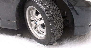 Stire din Economie : Ministrul Anca Boagiu cere controale la vânzătorii de anvelope de iarnă