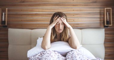 Stire din Sănătate : De ce se confruntă persoanele anxioase cu dureri de cap frecvente