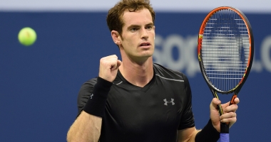 Stire din Sport : Tenis / Andy Murray s-a calificat în finala Turneului Campionilor