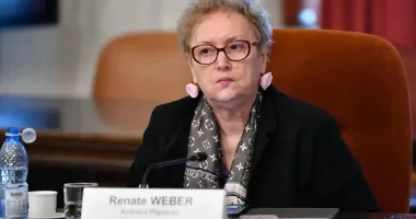 Stire din Actualitate : Avocatul Poporului critică Guvernul: "Ca și cum am fi toți niște fraudatori"