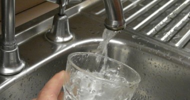 Stire din Social : Cartierul CET, fără apă potabilă