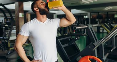 Stire din Sănătate : Apa rece, recomandată în timpul antrenamentelor fizice