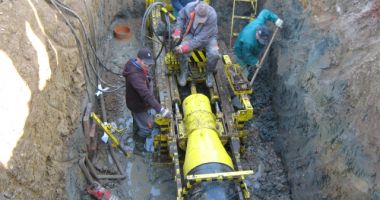 Stire din Social : Lucrările la rețeaua de termoficare de pe strada Soveja - Zmeurei vor dura câteva zile