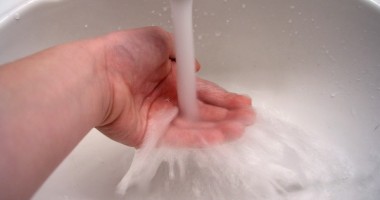 Stire din Social : Jumătate din Constanța are apă caldă
