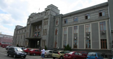 Stire din Economie : Cine vine la cârma administrației portuare?