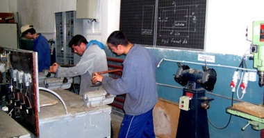 Apel de proiecte dedicate învățământului profesional și tehnic