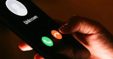 Stire din Actualitate : Apelurile înșelătoare din străinătate vor fi blocate de operatorii de telefonie mobilă, începând de luni
