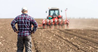 Stire din Economie : APIA continuă măsurile  de sprijinire  a fermierilor