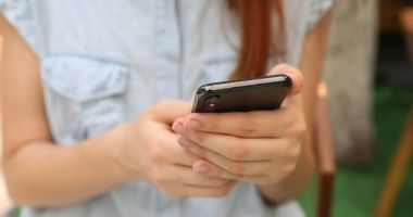 Stire din Tehnologie : Tânără salvată de la viol de o aplicație de pe telefonul mobil