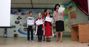 A plouat cu stele  la Murfatlar! Festivalul județean de muzică ușoară și dans modern pentru elevi - 3