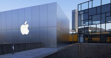 Stire din Actualitate : Apple oferă angajaților bonusuri de până la 180.000 de dolari