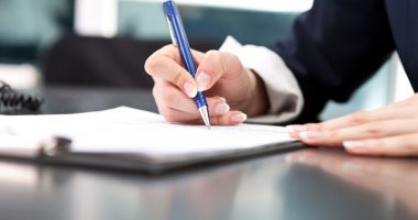 Stire din Economie : Aproape 600 de agenți economici constănțeni sunt în pericol  de a fi radiați din registrul comerțului