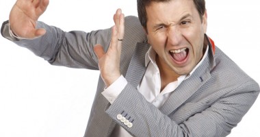 Stire din Monden : Andi Moisescu analizează temerile moderne