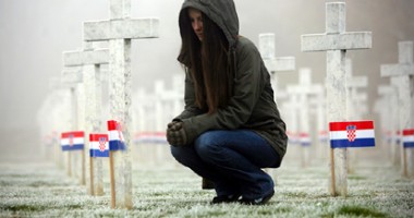 Stire din Actualitate : Aproximativ 650.000 de semnături  pentru reducerea drepturilor sârbilor în Croația