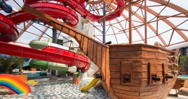 Stire din Eveniment : Excursia la aquapark s-a transformat într-un cosmat pentru un copil de 10 ani. Băiatul a intrat în stop cardio-respirator