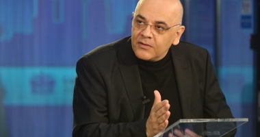 Stire din Social : Raed Arafat: "Cei care refuză consolidarea clădirilor cu risc seismic trebuie forțați să accepte măsura"
