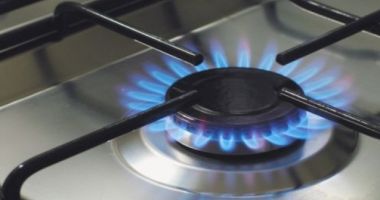 Stire din Social : "GAZELE VOR FI MAI SCUMPE LA IARNĂ"