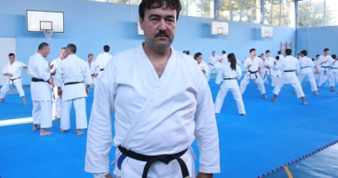 Stire din Sport : Arbitrii de Kung-Fu se perfecționează la Mangalia