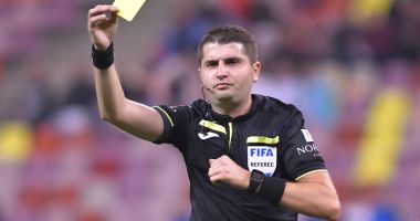 Stire din Sport : Două brigăzi de arbitri din România, delegări în Conference League