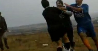Botoșani: Arbitru snopit în bătaie de jucătorii nemulțumiți VIDEO