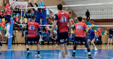 Stire din Sport : Arcada Galaţi - CS Rapid Bucureşti, în semifinalele Cupei României