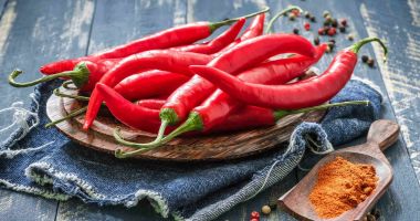 Stire din Sănătate : Ardeiul iute ajută la stimularea metabolismului