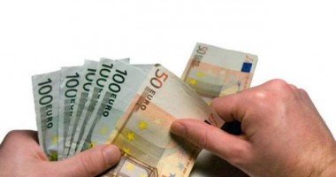 Stire din Eveniment : Polițist constănțean, reținut pentru luare de mită