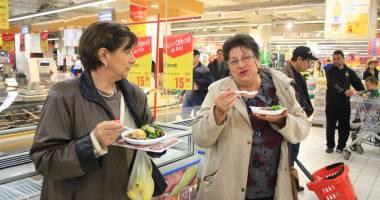 Cora City Park a încântat simțurile clienților cu un cooking show condus de doi chefi talentați - 21