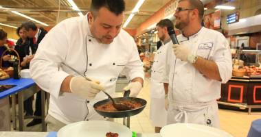 Cora City Park a încântat simțurile clienților cu un cooking show condus de doi chefi talentați - 19