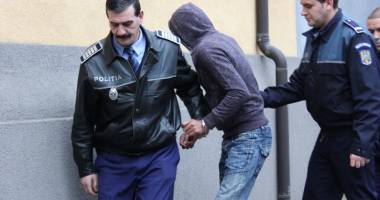 Stire din Eveniment : Cum ar putea corupții să scape de cătușe. Arestul preventiv, numai pentru infractorii violenți