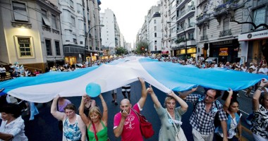 Stire din Actualitate : Argentina pedepsește cu închisoare pe viață crimele împotriva femeilor