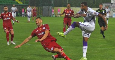 Stire din Sport : FC Argeş, victorie importantă cu Oţelul Galaţi în Superligă