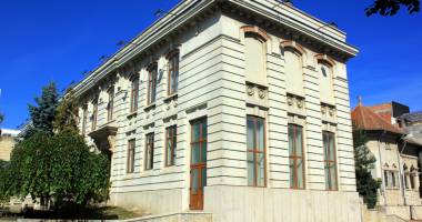 Stire din Cultură-Educație : Secretele Constanței. Unde a fost construită prima școală românească - Galerie foto