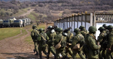 Stire din Actualitate : Armata rusă începe ample manevre militare la frontiera cu UE