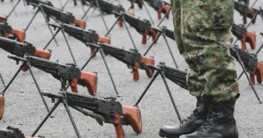 Stire din Politică-Administrație : Rareș Bogdan, despre ideea chemării la arme a românilor din străinătate, în caz de război