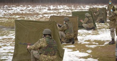 Stire din Eveniment : Zi de sărbătoare la Medgidia. 105 ani de la înființarea Armatei a 2-a, azi Divizia 2 Infanterie „Getica”