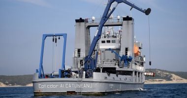 Stire din Eveniment : "NMH Cătuneanu", exerciții de căutare și descoperire mine marine în Golful Saros