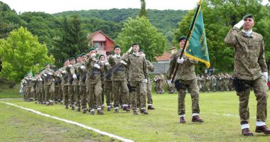Stire din Eveniment : Respect, vânători de munte!