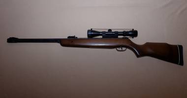 Stire din Eveniment : Percheziții la Eforie Nord. Arme deținute ilegal, confiscate