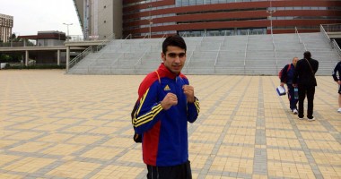 Stire din Sport : Arsen Mustafa, creditat cu șanse la medalie la JO ale Tineretului