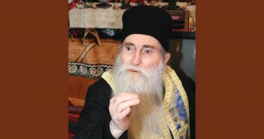 Stire din Cultură-Educație : Spiritul marelui duhovnic Arsenie Papacioc dăinuie la Schitul din Techirghiol