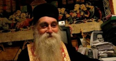 Stire din Social : Părintele Arsenie Papacioc, comemorat la doi ani după moarte